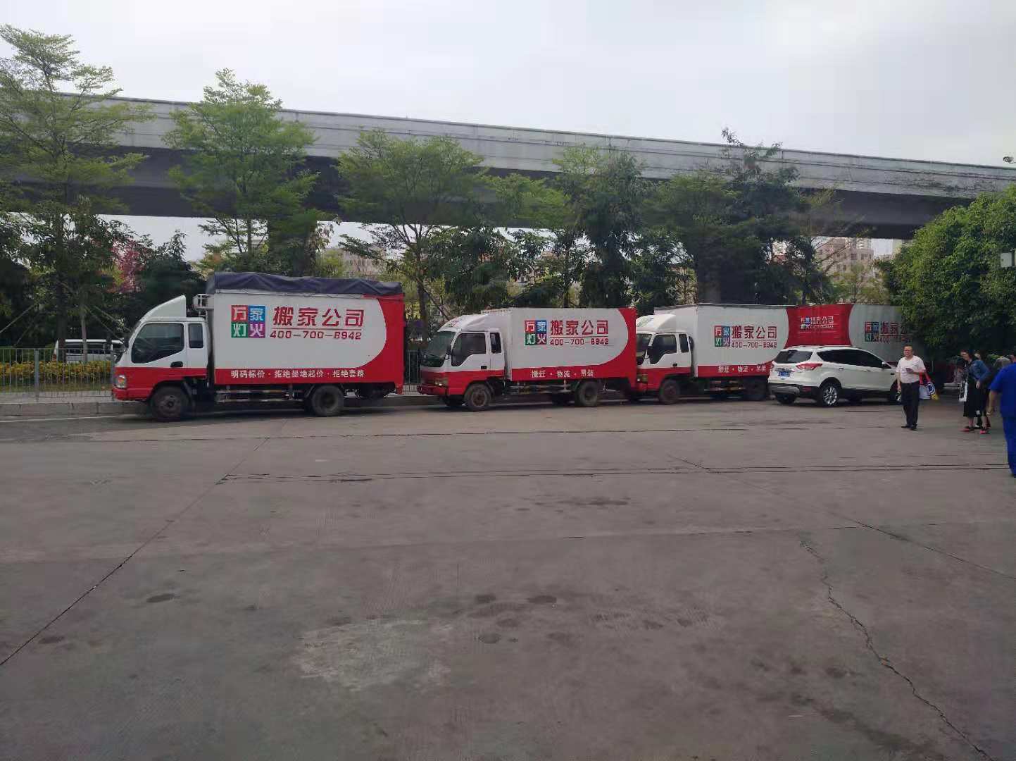  在深圳圣诞节期间搬家，一定要找深圳好的搬家公司！